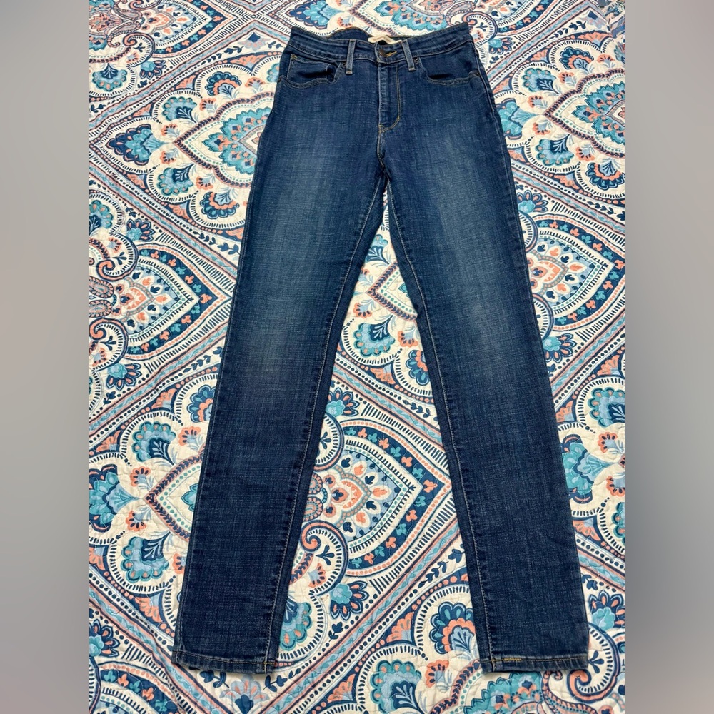Levi’s 721 High Rise Skinny Jean